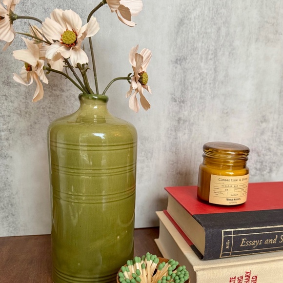 Green Ceramic Vase - Picture 1 of 3